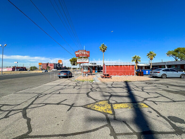 More Photos Of 1636 N Boulder Hwy, Henderson Hotel For Sale