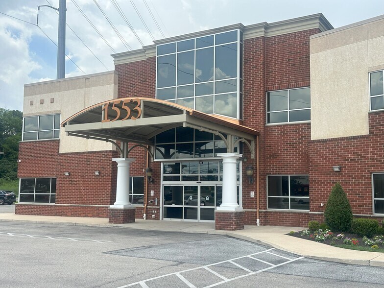 Primary Photo Of 1553 Chester Pike, Crum Lynne Medical For Lease