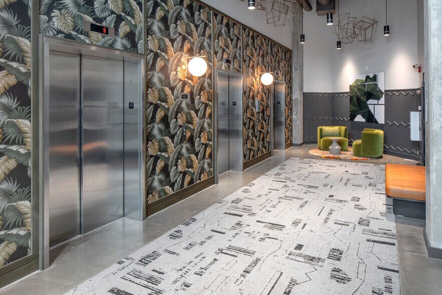 More Photos Of 1331 NW Lovejoy St, Portland Office For Sale