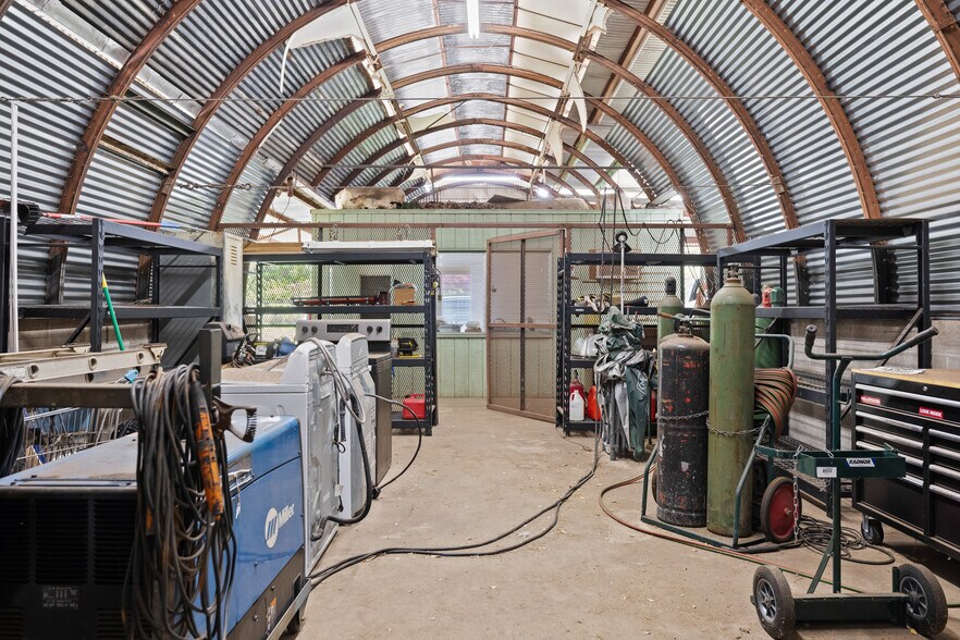 More Photos Of 85-576 A Waianae Valley Rd, Waianae Specialty For Sale