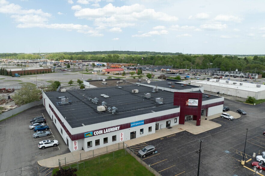 More Photos Of 21639 Miles Rd, North Randall General Retail For Lease