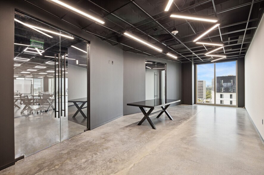 More Photos Of 2229 San Felipe St, Houston Office For Lease