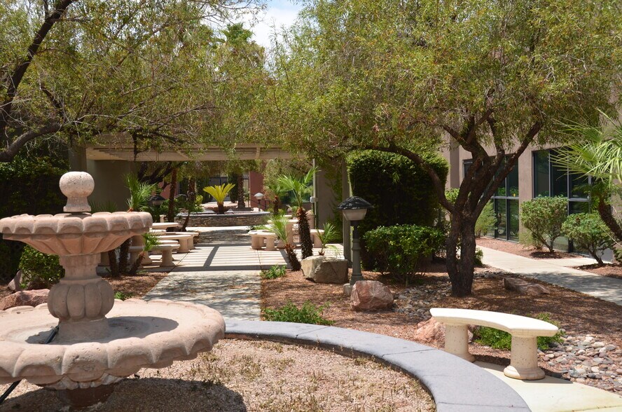 More Photos Of 4270 S Decatur Blvd, Las Vegas Medical For Lease