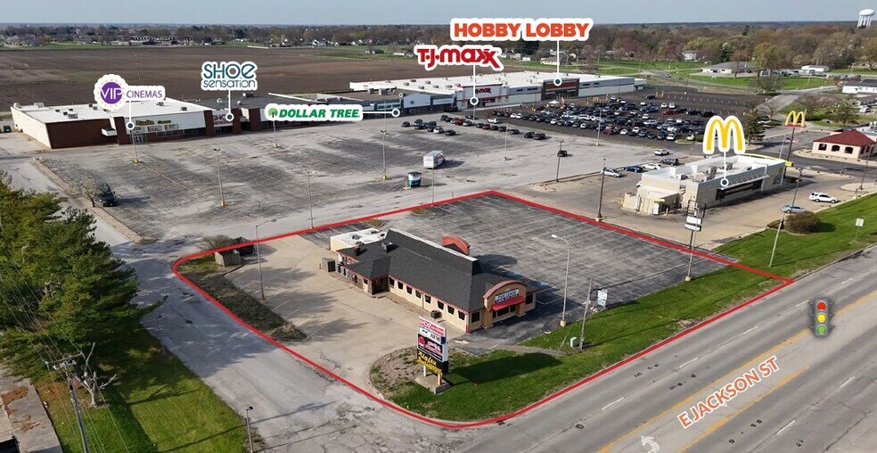 Primary Photo Of 1435 E Jackson St, Macomb Fast Food For Lease