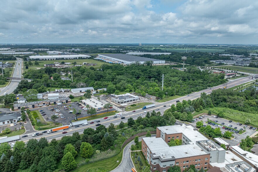 More Photos Of 4S040 N Route 59, Naperville Storefront Retail Residential For Lease