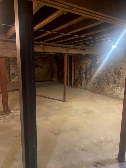 More Photos Of 119 S Main St, Chatham General Retail For Sale