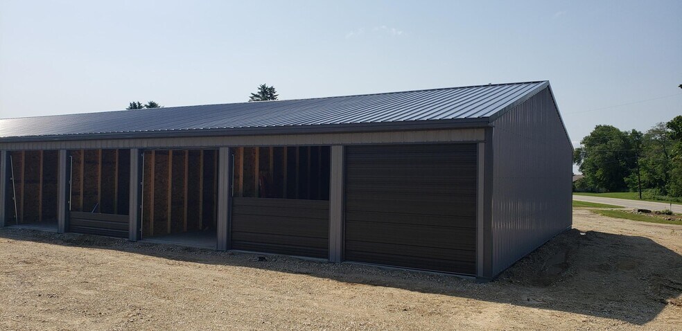 More Photos Of N1169 County Road V, Campbellsport Self Storage For Sale