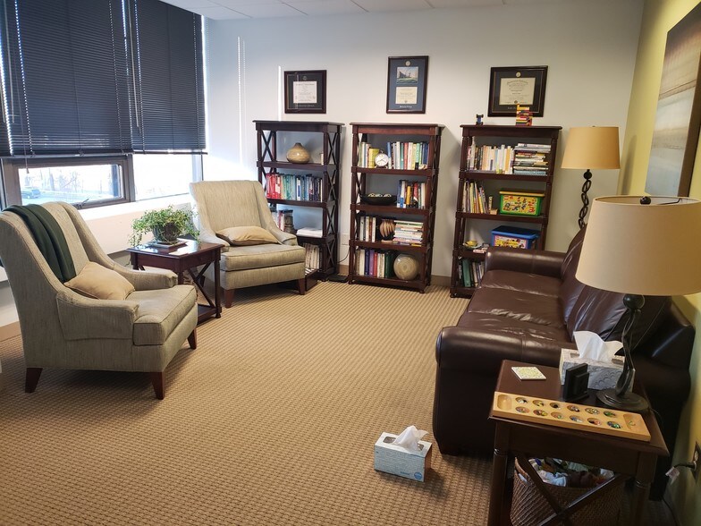More Photos Of 600 Mamaroneck Ave, Harrison Office For Lease