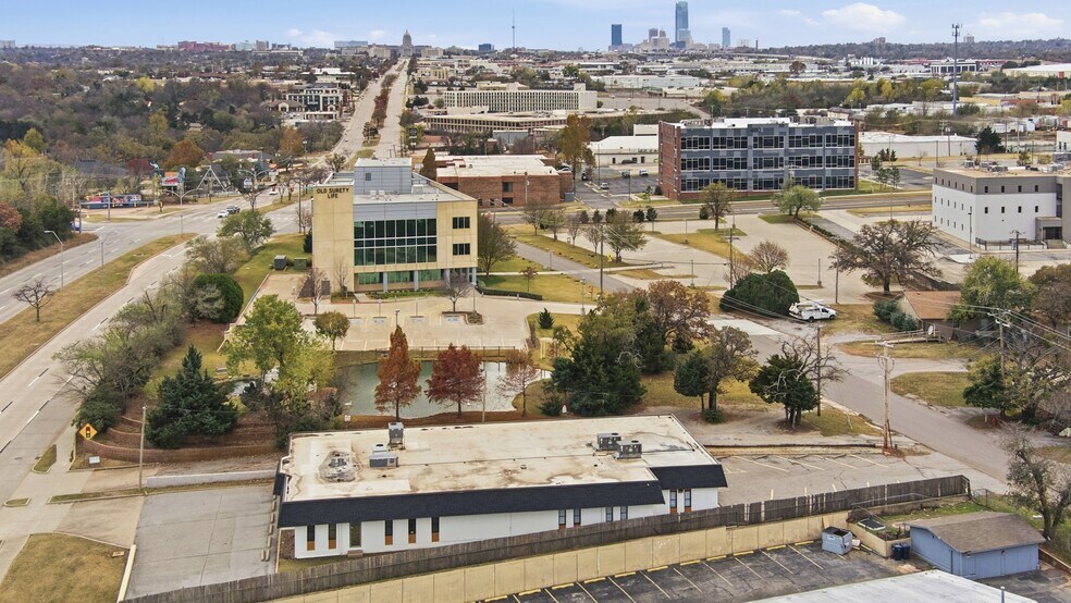 More Photos Of 5235 N Lincoln Blvd, Oklahoma City Office For Sale