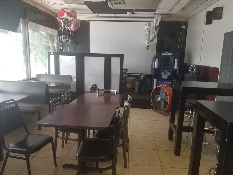 More Photos Of 3215 Davie Blvd, Fort Lauderdale Restaurant For Sale