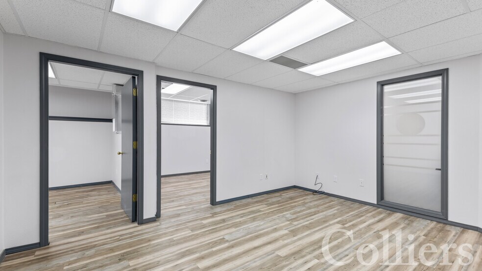 More Photos Of 2300 S Orchard St, Boise Office For Sale