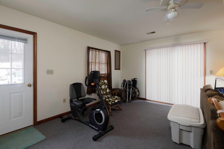 More Photos Of 166 Rosehill Ave, West Grove Multifamily For Sale