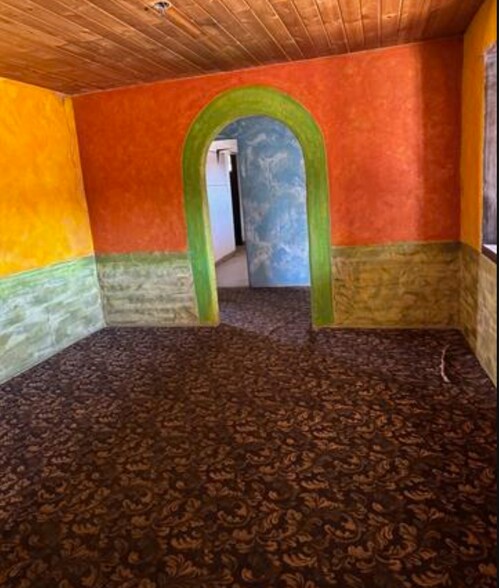 More Photos Of 1133 Grand Ave, Las Vegas Office Residential For Sale