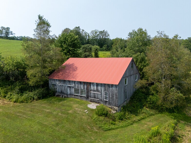 More Photos Of 396 Austin Rd, Jefferson Hospitality For Sale