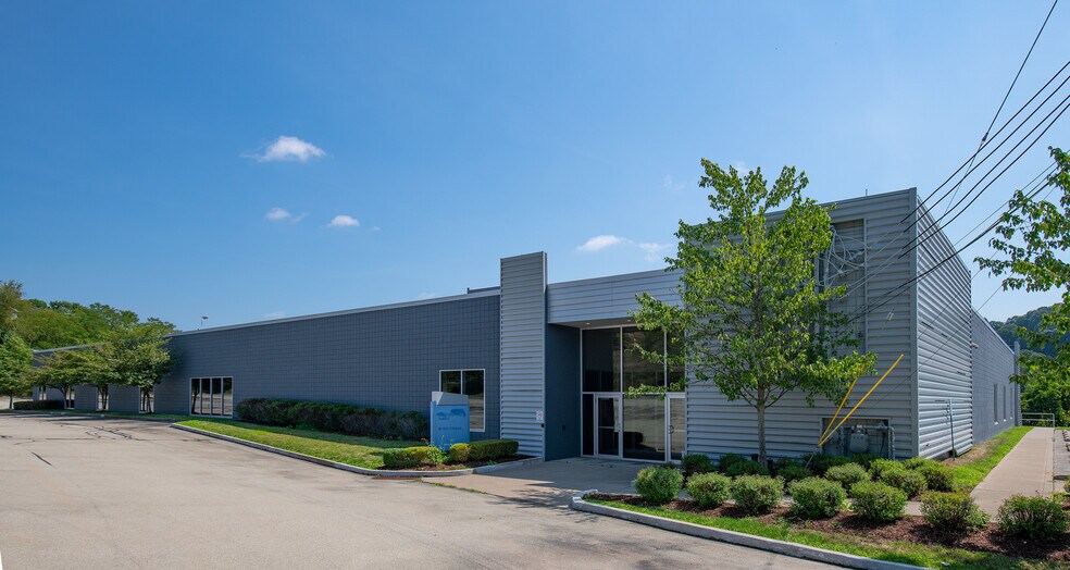 More Photos Of 801 Presque Isle Dr, Plum Warehouse For Lease