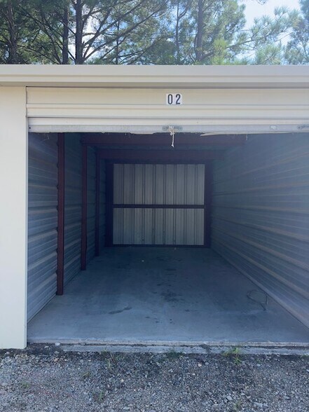 More Photos Of 314 Grant St, Seven Lakes Self Storage For Lease