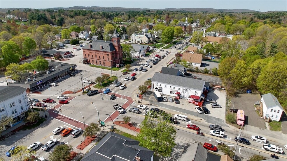More Photos Of 308 Main St, Oxford Apartments For Sale