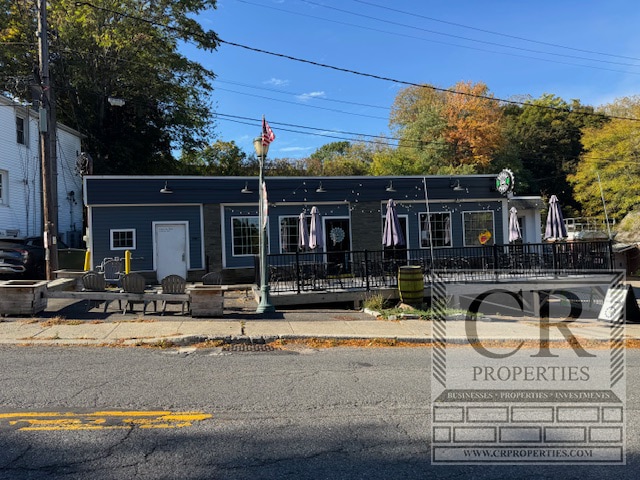 More Photos Of 17 Milton Ave, Highland Warehouse For Sale
