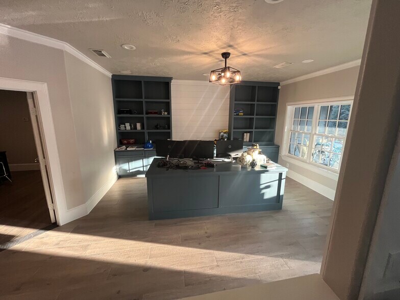 More Photos Of 4711 FM 149 Rd, Magnolia Office For Sale