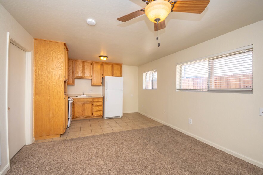 More Photos Of 1049 Jefferson Blvd, West Sacramento Apartments For Lease