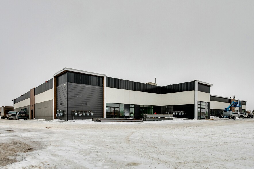 Primary Photo Of 931-1013 Parsons Rd SW, Edmonton Freestanding For Lease