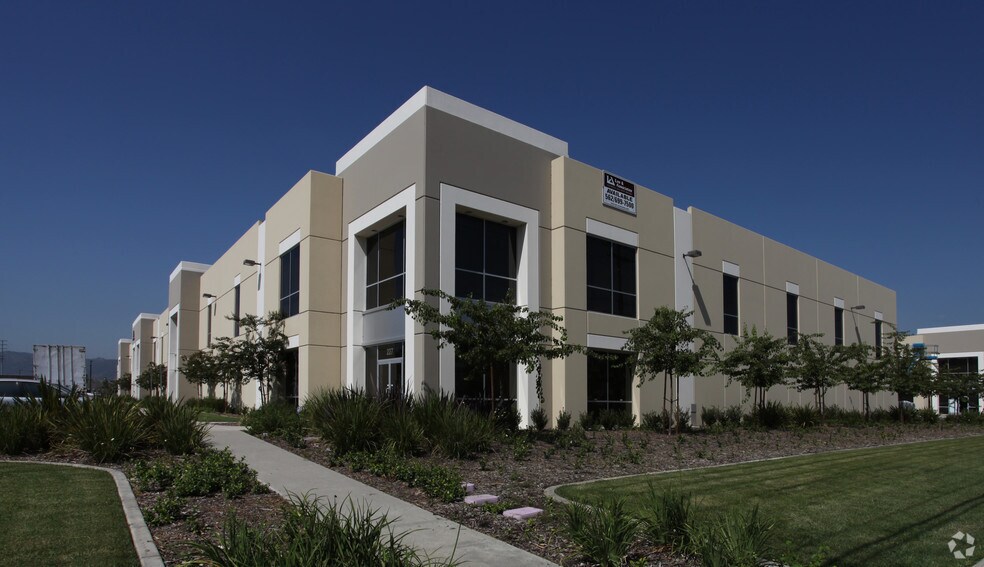 More Photos Of 139-189 N Sunset Blvd, City Of Industry Unknown For Lease