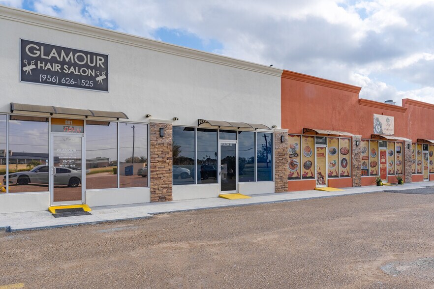 More Photos Of 801 Zillock Rd, San Benito Storefront For Lease