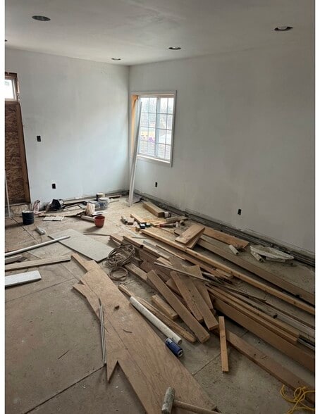 More Photos Of 561 Ridge Rd, Lackawanna Office Residential For Sale