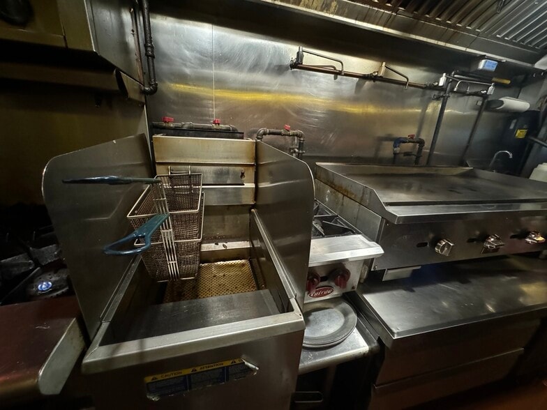 More Photos Of 201-203 Allen St, New York Apartments For Lease