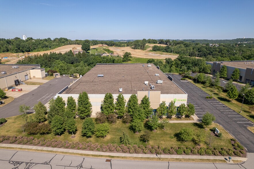 More Photos Of 2000 McClaren Woods Dr, Coraopolis Distribution For Lease