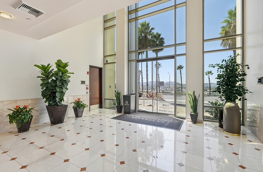 More Photos Of 500 La Terraza Blvd, Escondido Office For Sale