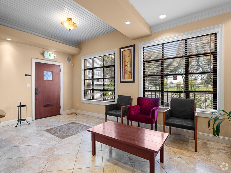 More Photos Of 652-670 E Santa Clara St, San Jose Medical For Sale