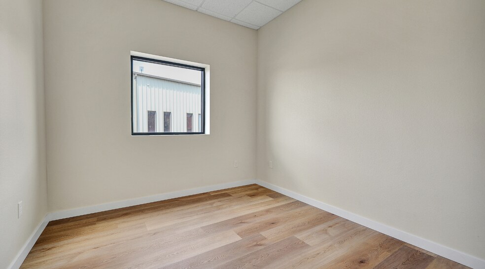 More Photos Of 2811 S County Road 1257, Midland Warehouse For Sale