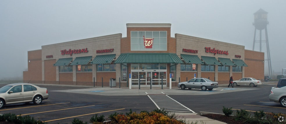 Primary Photo Of 3300 Burdell Blvd, Lebanon Drugstore For Sale