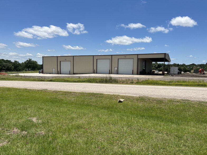 Primary Photo Of 7066 Raymond Stotzer Pky, College Station Distribution For Lease