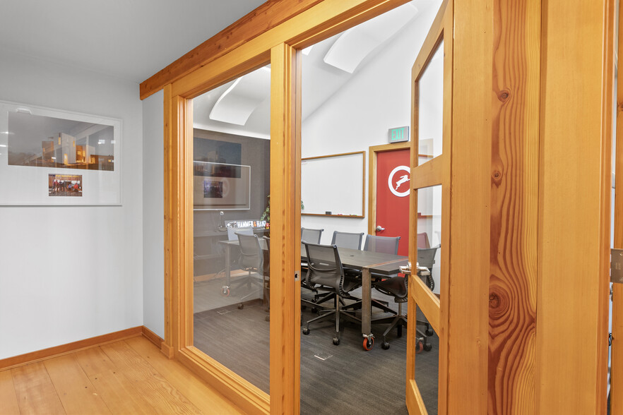 More Photos Of 1020 SE Harrison St, Portland Loft Creative Space For Sale