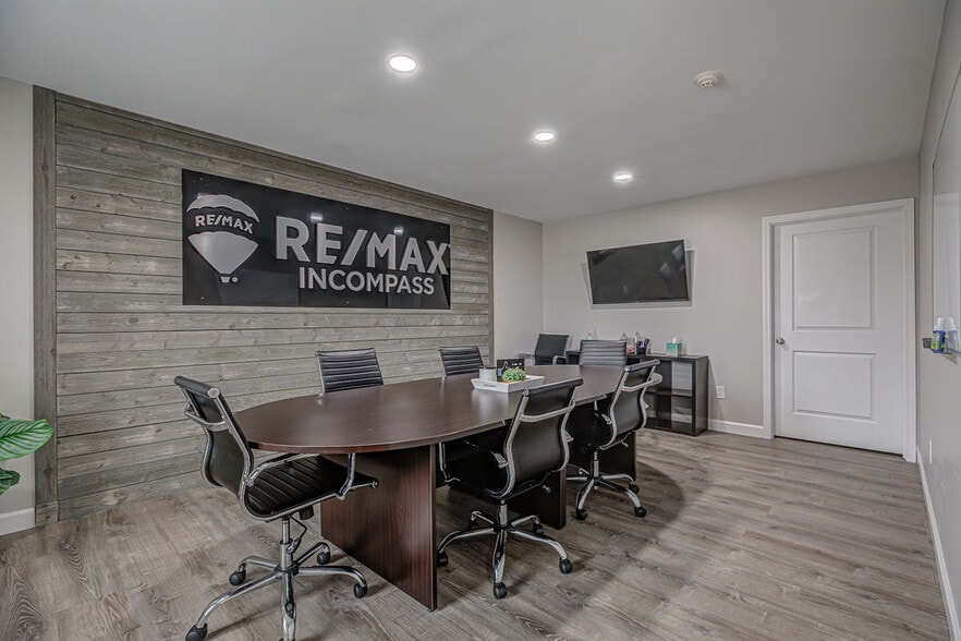 More Photos Of 300-304 Edgewood Dr, Trenton Medical For Lease