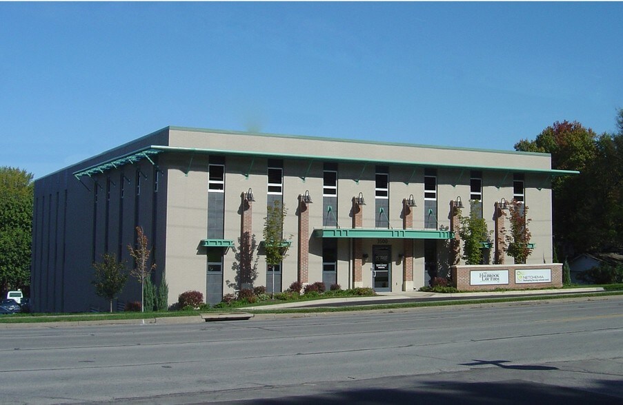Primary Photo Of 3500 W 75th St, Prairie Village Office For Lease
