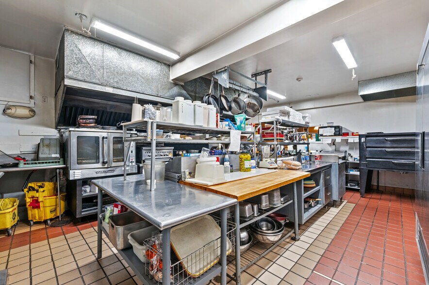 More Photos Of 181 E Brown St, Blairsville Restaurant For Sale