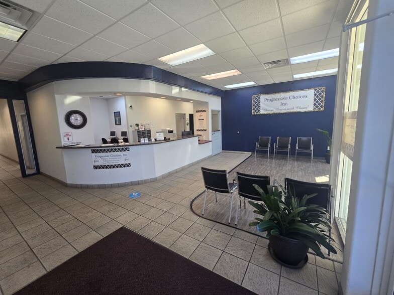 More Photos Of 3820 S Jones Blvd, Las Vegas Medical For Sale
