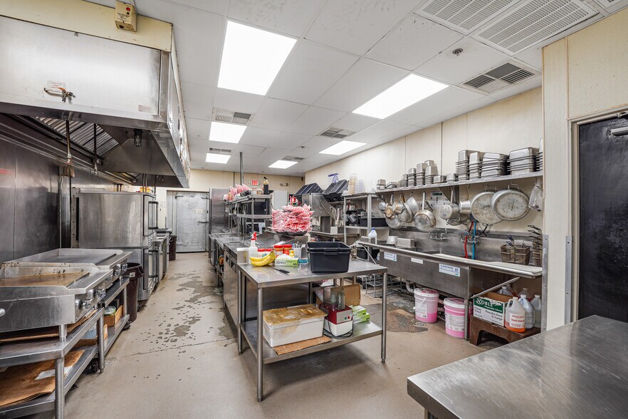 More Photos Of 1240 Fort Bragg Rd, Fayetteville Restaurant For Sale