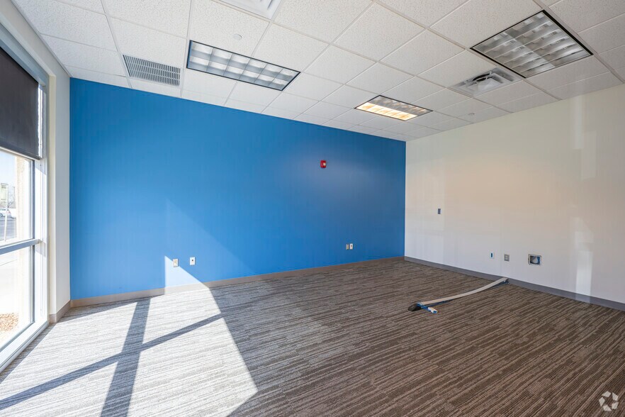 More Photos Of 4041 Jefferson Plz NE, Albuquerque Office For Lease