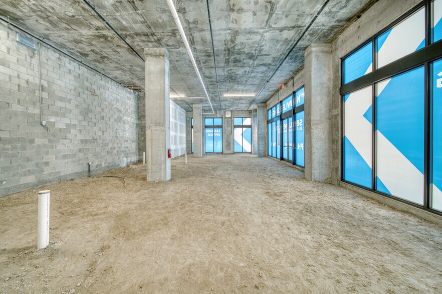 More Photos Of 5402 W Flagler St, Coral Gables General Retail For Lease