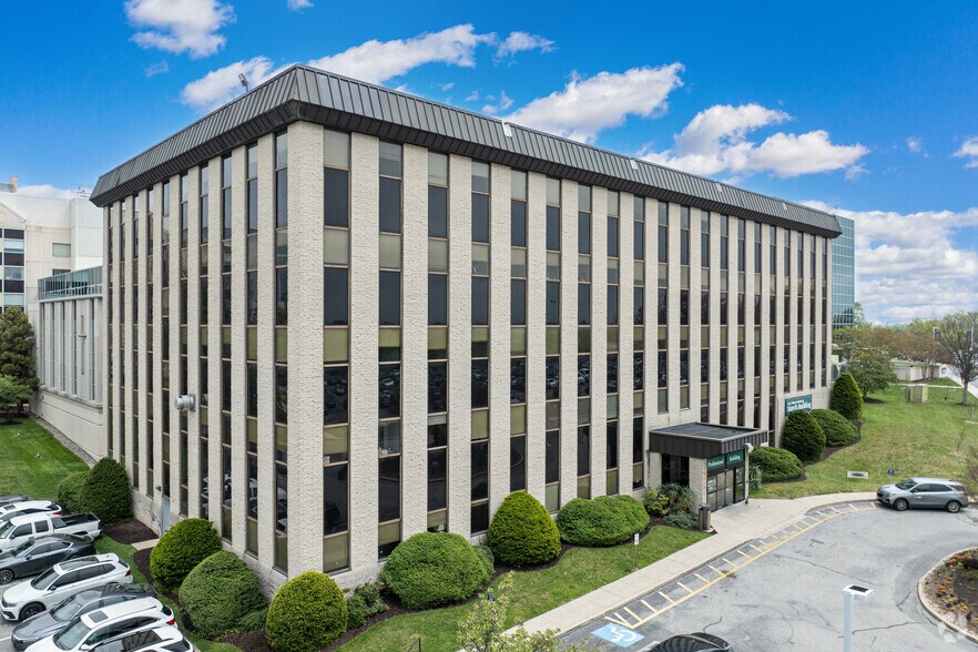 More Photos Of 5445-5601 Loch Raven Blvd, Baltimore Medical For Lease