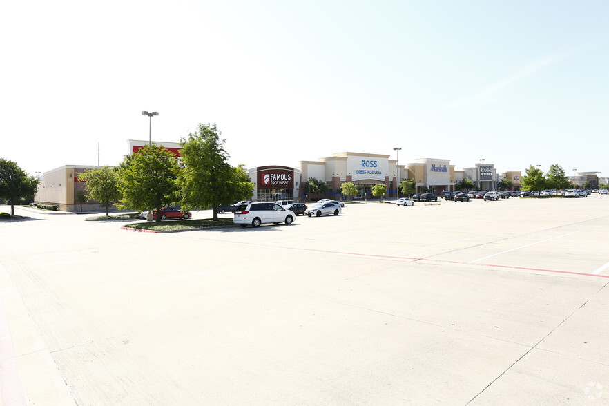 Primary Photo Of W Glade Rd, Euless Unknown For Lease