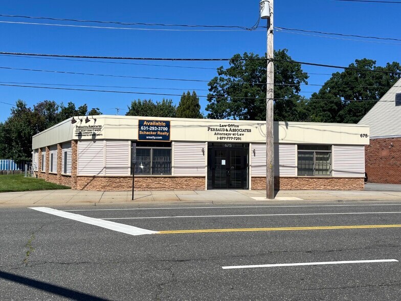 Primary Photo Of 675 Broadway, Massapequa Office For Lease