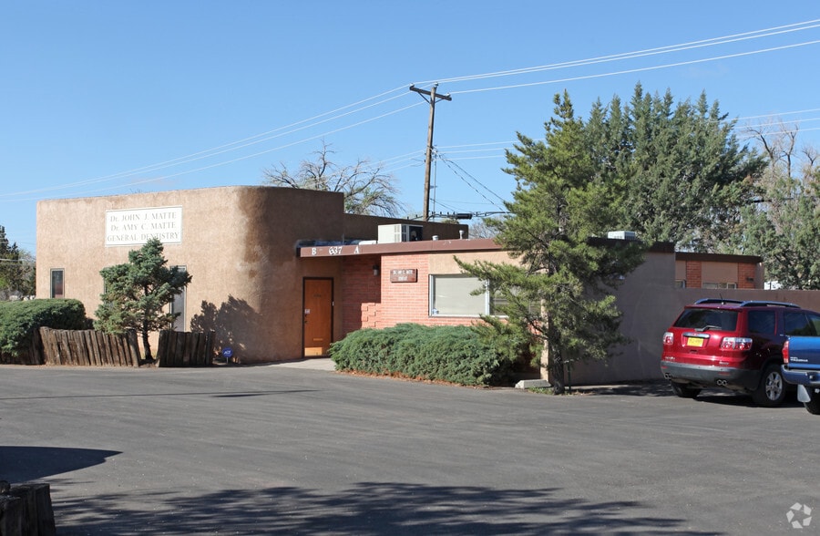 Primary Photo Of 637 San Mateo Blvd SE, Albuquerque Medical For Sale