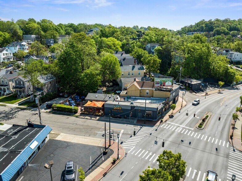 More Photos Of 3538 Columbia Pky, Cincinnati Restaurant For Sale