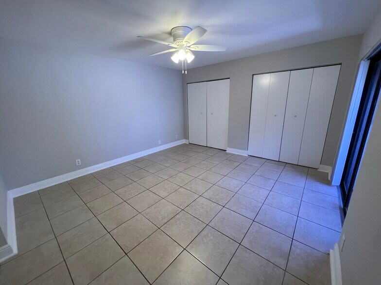 More Photos Of 1801 N Congress Ave, West Palm Beach Apartments For Sale