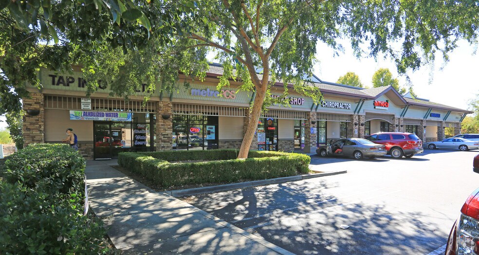 More Photos Of 4550 Balfour Rd, Brentwood Convenience Store For Lease